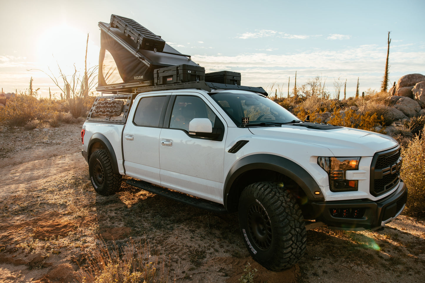 ROAM The Desperado Hardshell Rooftop Tent