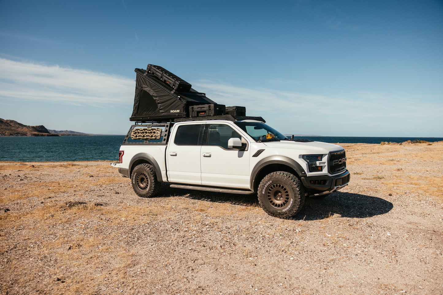 ROAM The Desperado Hardshell Rooftop Tent