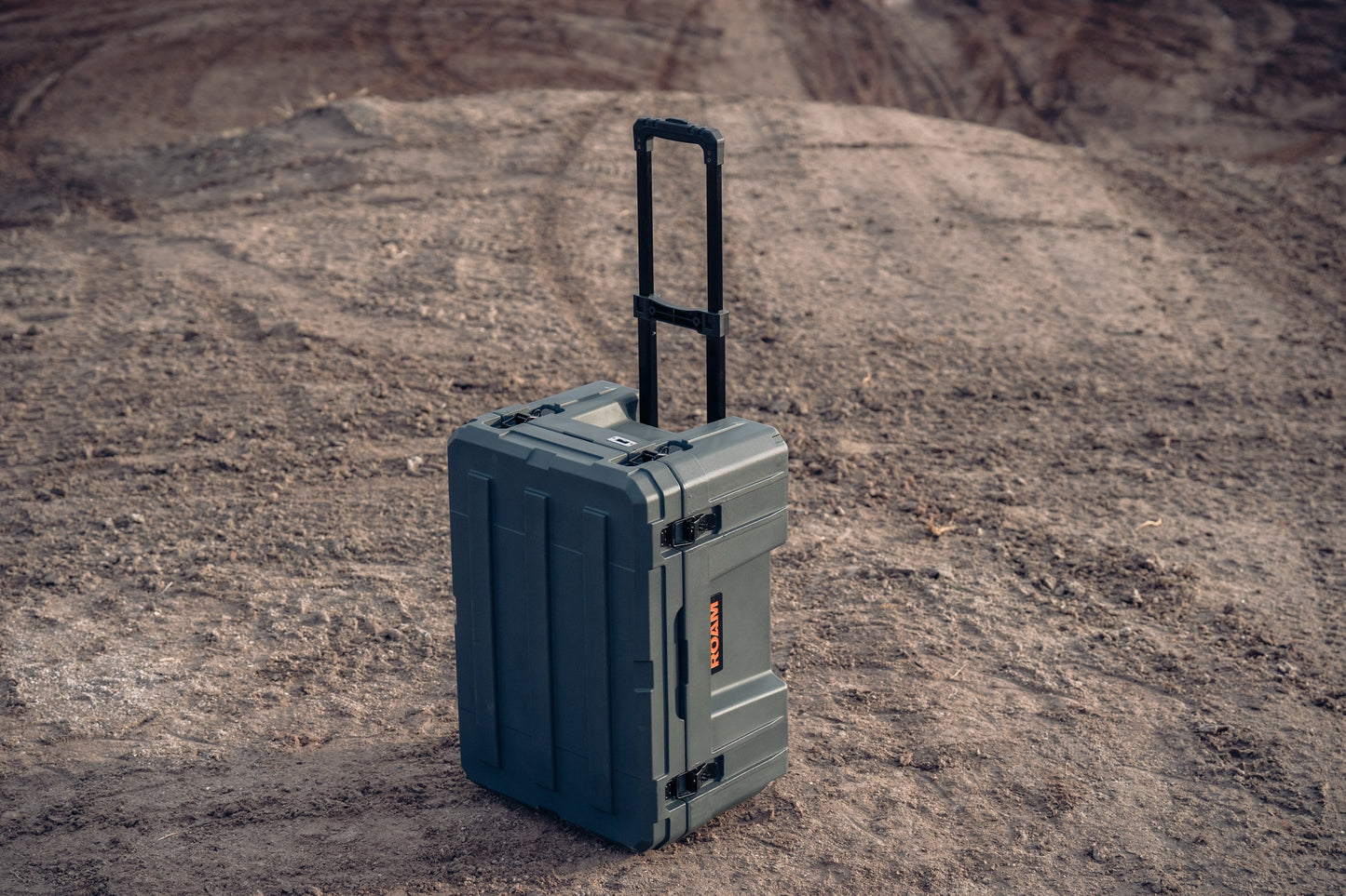 ROAM 80L Rolling Rugged Case