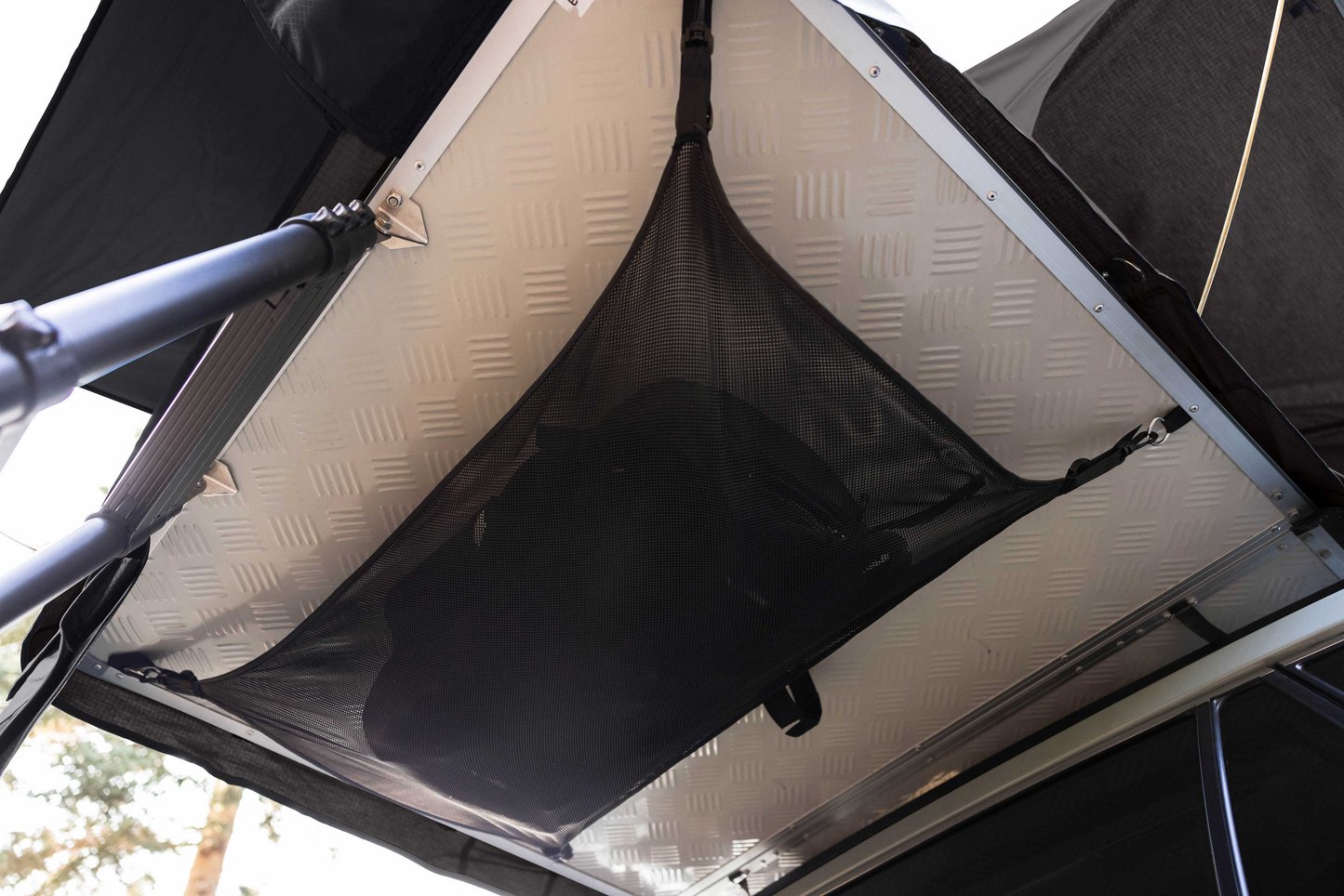 ROAM The Vagabond Lite Rooftop Tent