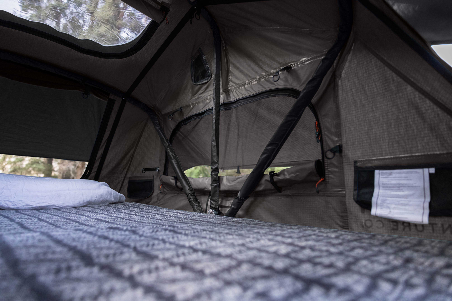 ROAM The Vagabond Lite Rooftop Tent