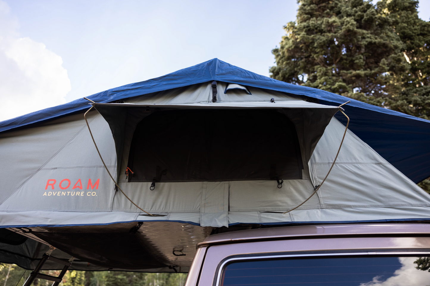 ROAM The Vagabond XL Rooftop Tent