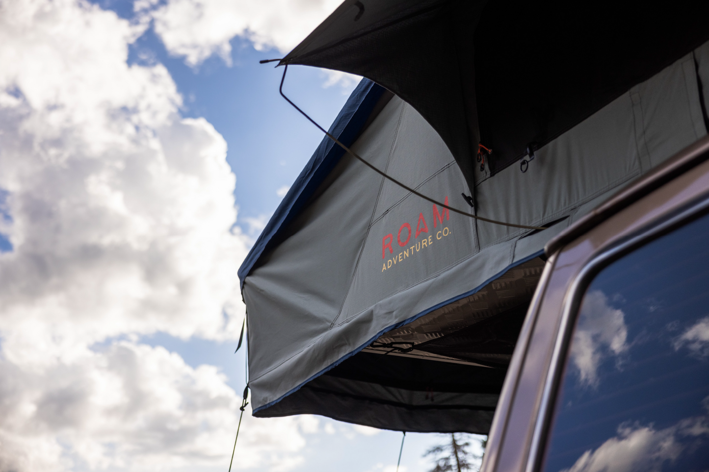 ROAM The Vagabond XL Rooftop Tent